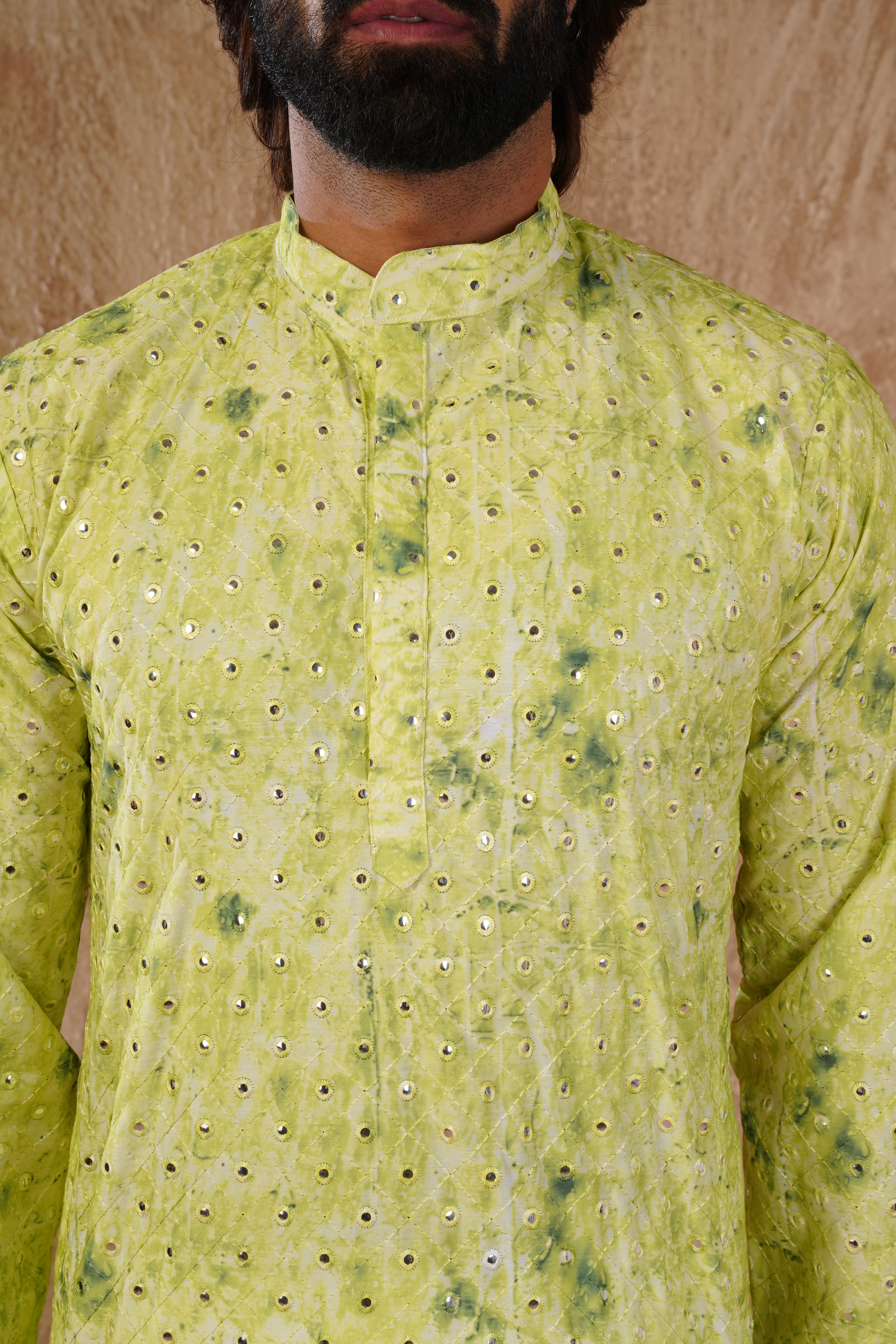 Classic green tie-dye kurta set with sequin glow