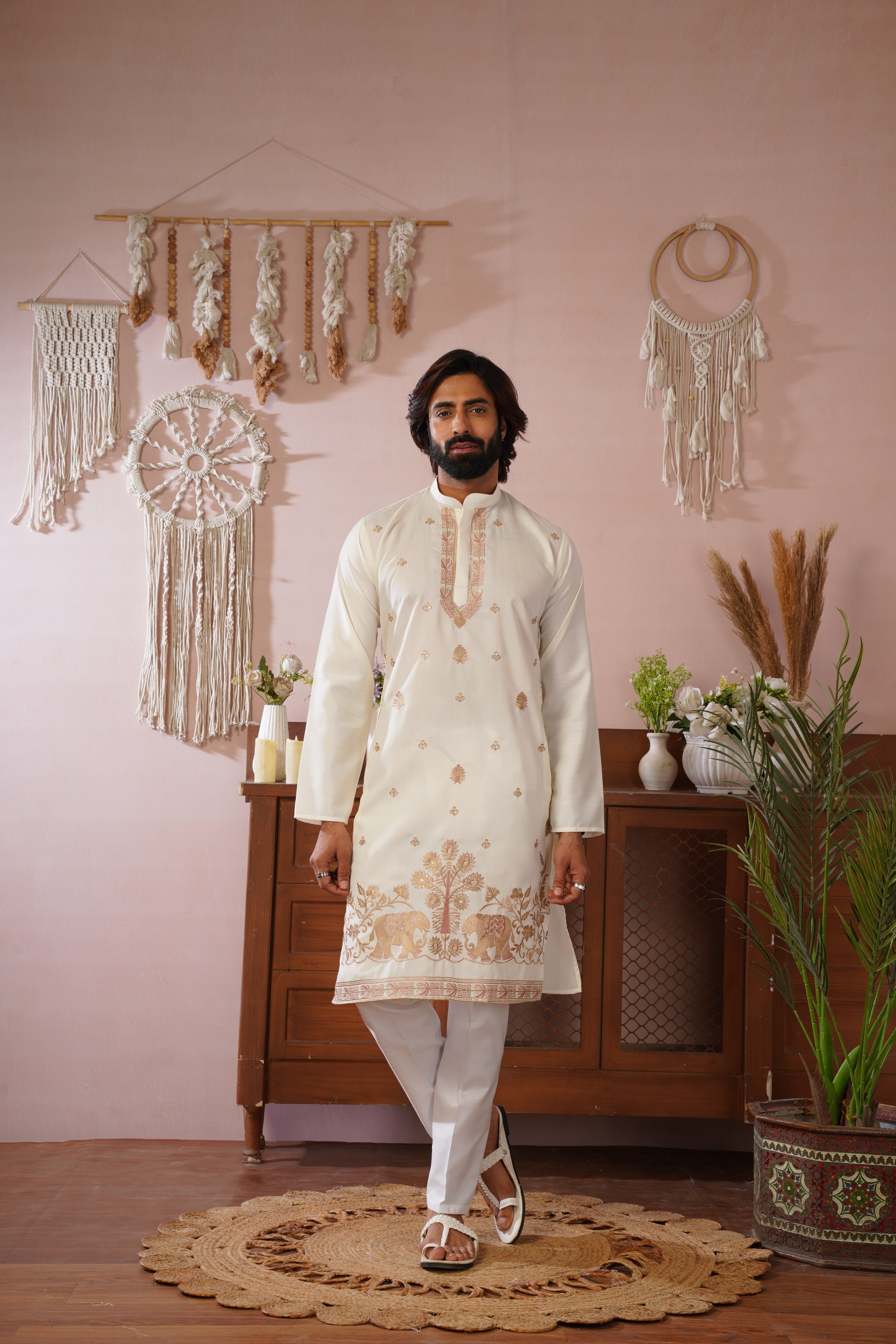 Regal Haathi Darbar Embroidered White Kurta Set