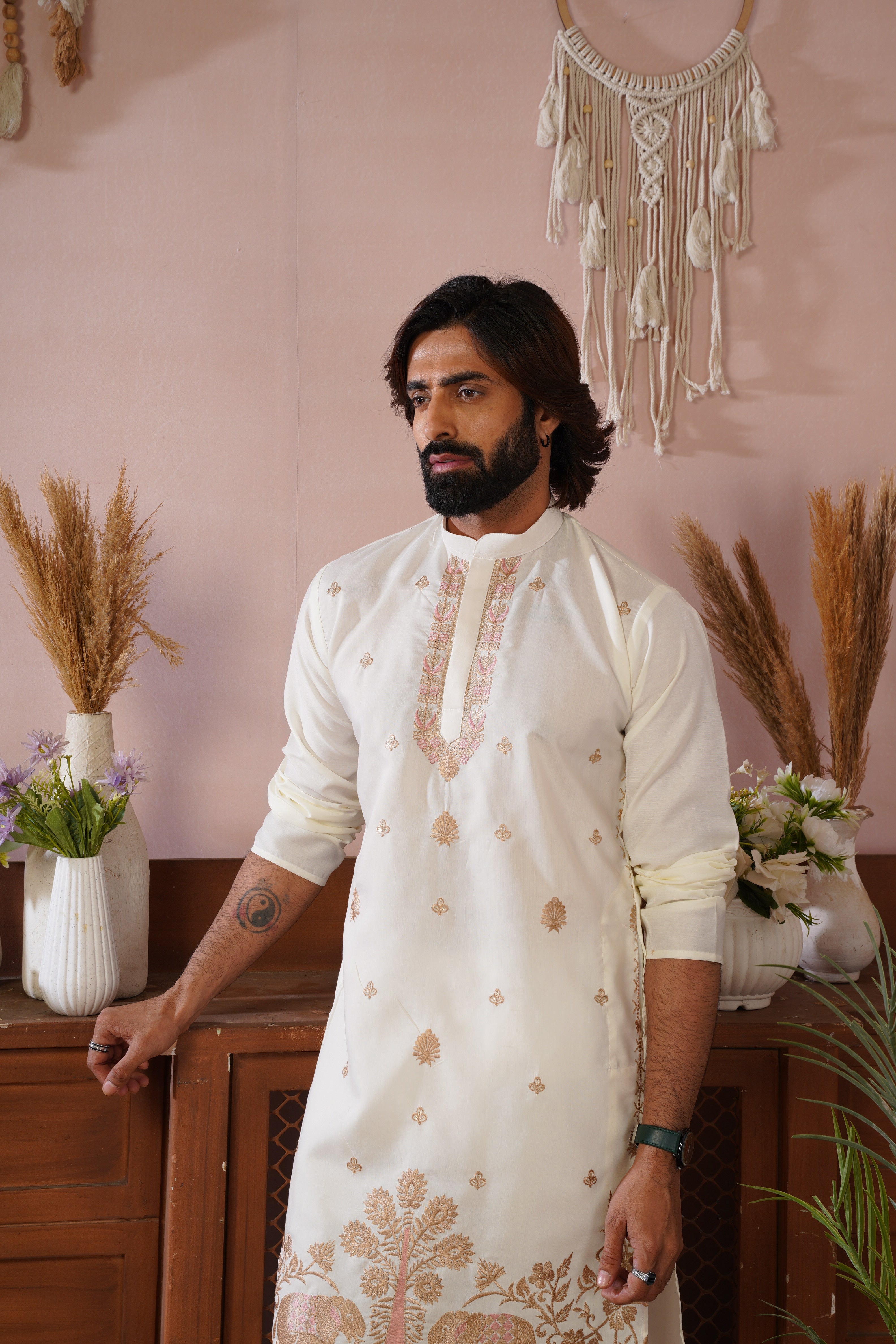 Regal Haathi Darbar Embroidered White Kurta Set