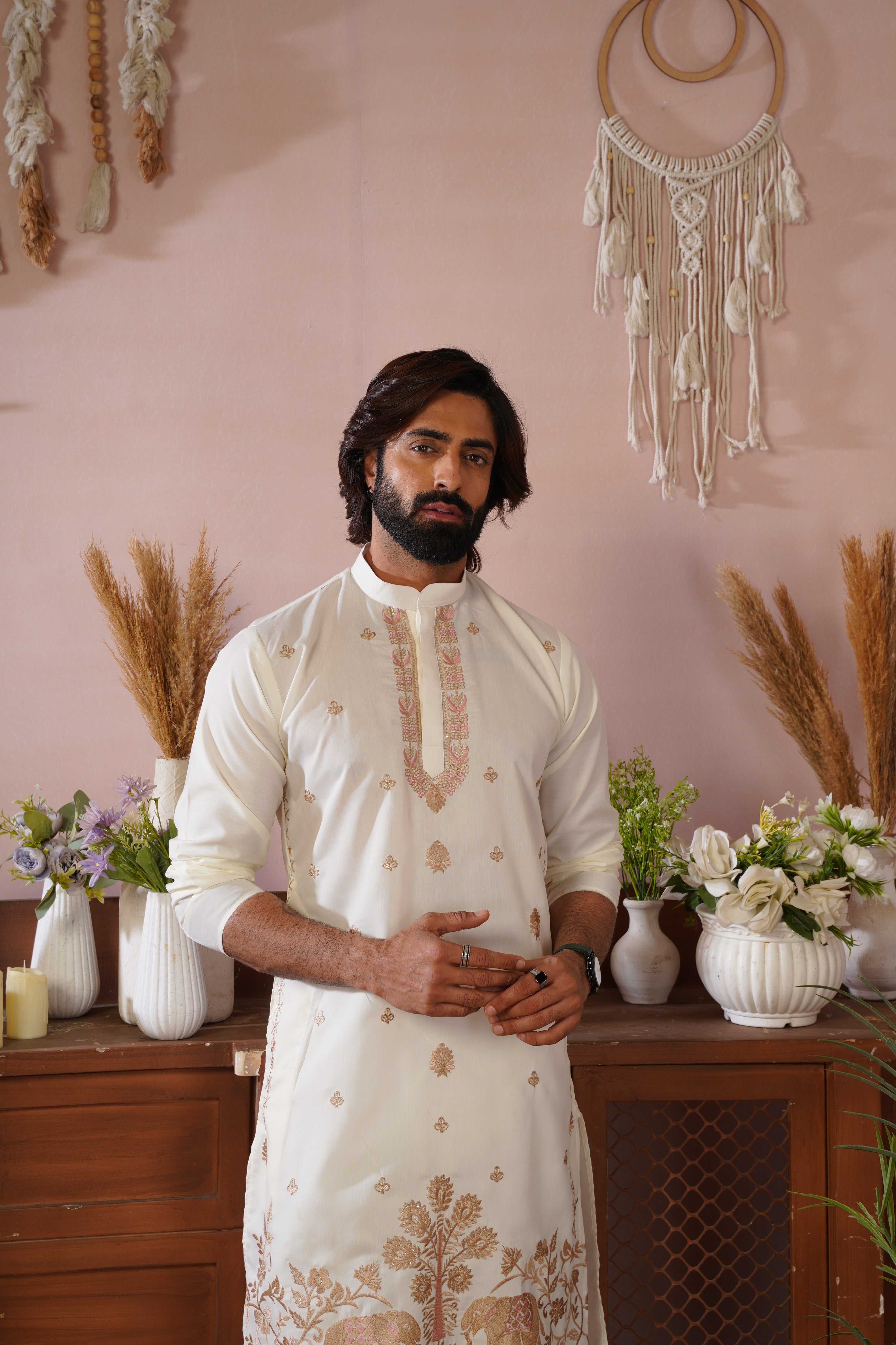 Regal Haathi Darbar Embroidered White Kurta Set