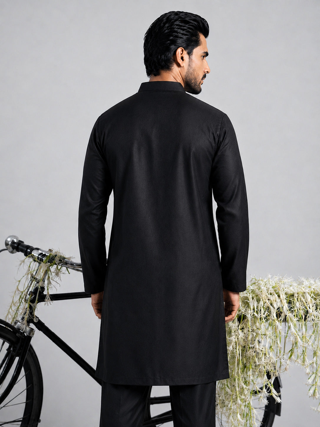 Black Paisley Embroidered V-Neck Short Kurta