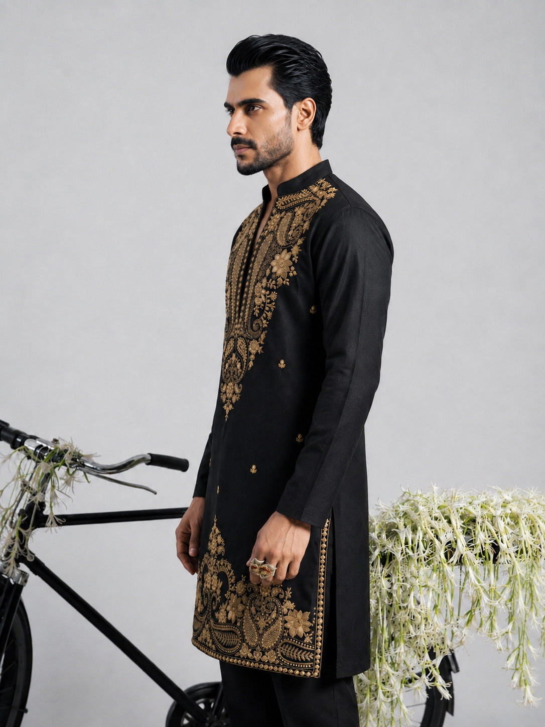 Black Paisley Embroidered V-Neck Short Kurta