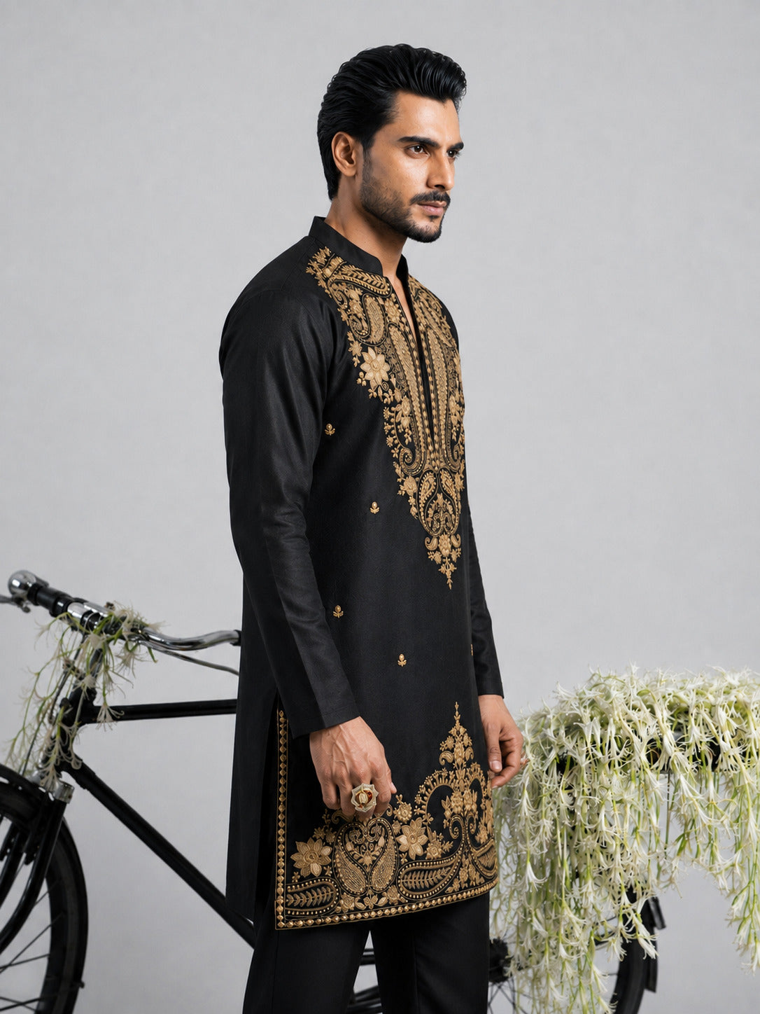 Black Paisley Embroidered V-Neck Short Kurta