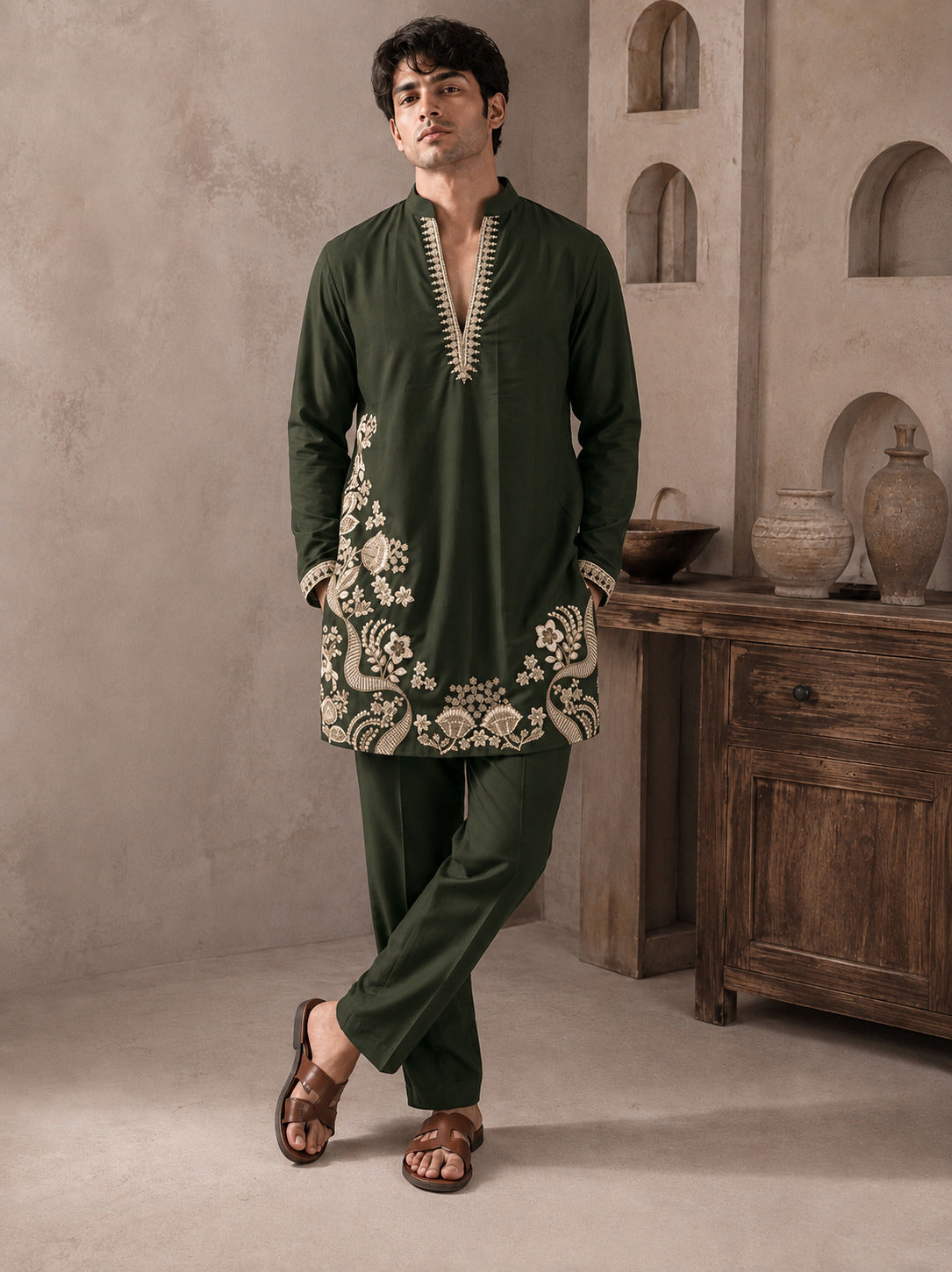 Mehendi Green Regal Embroidered V-Neck Short Kurta