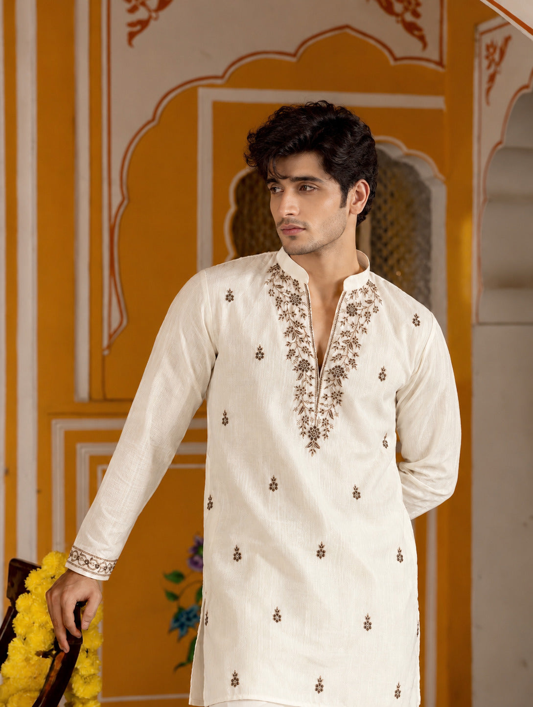 Motif Embroidered White V-Neck Short Kurta