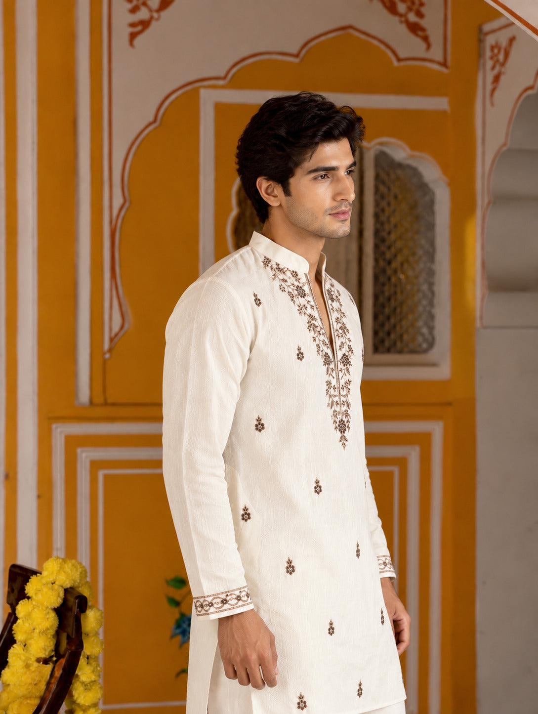 Motif Embroidered White V-Neck Short Kurta