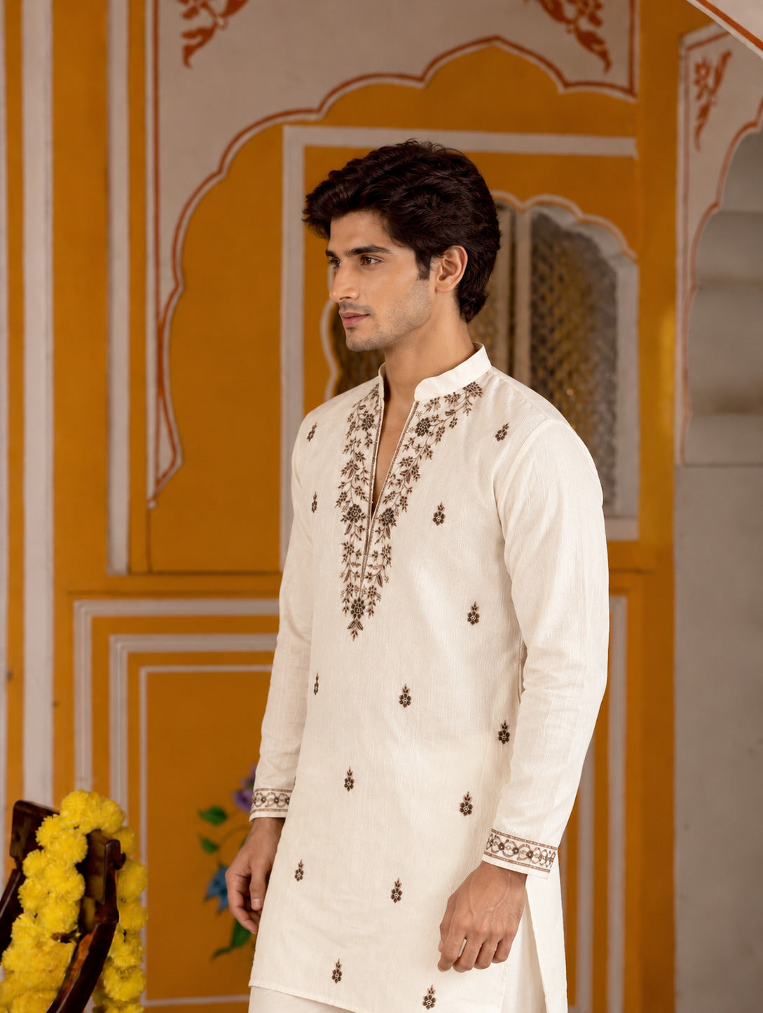 Motif Embroidered White V-Neck Short Kurta