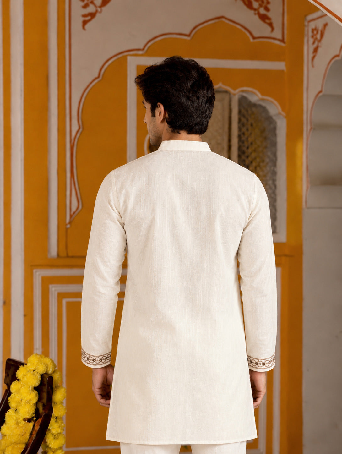 Motif Embroidered White V-Neck Short Kurta