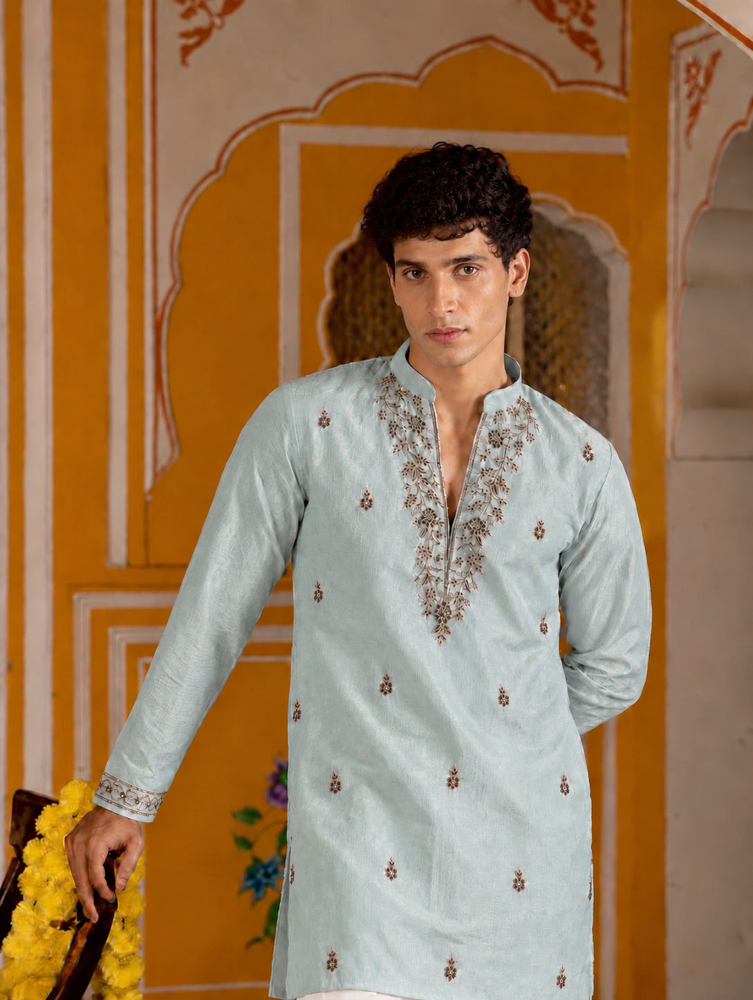 Motif Embroidered Green V-Neck Short Kurta